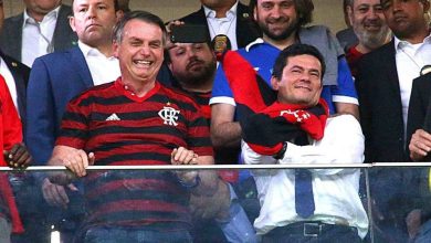 Photo of Libertadores: Pé frio, Bolsonaro dá azar ao Flamengo; internautas não perdoam